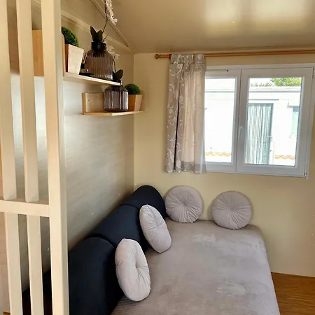 Сasa de vacaciones Nordsee Glamping Mobilheim 2329 *