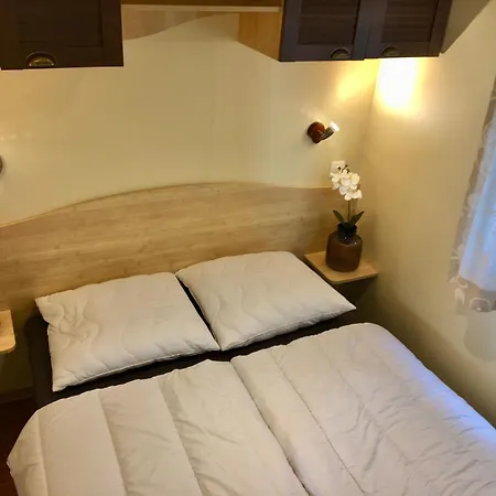 Nordsee Glamping Mobilheimchaletstacaravan Holiday home *